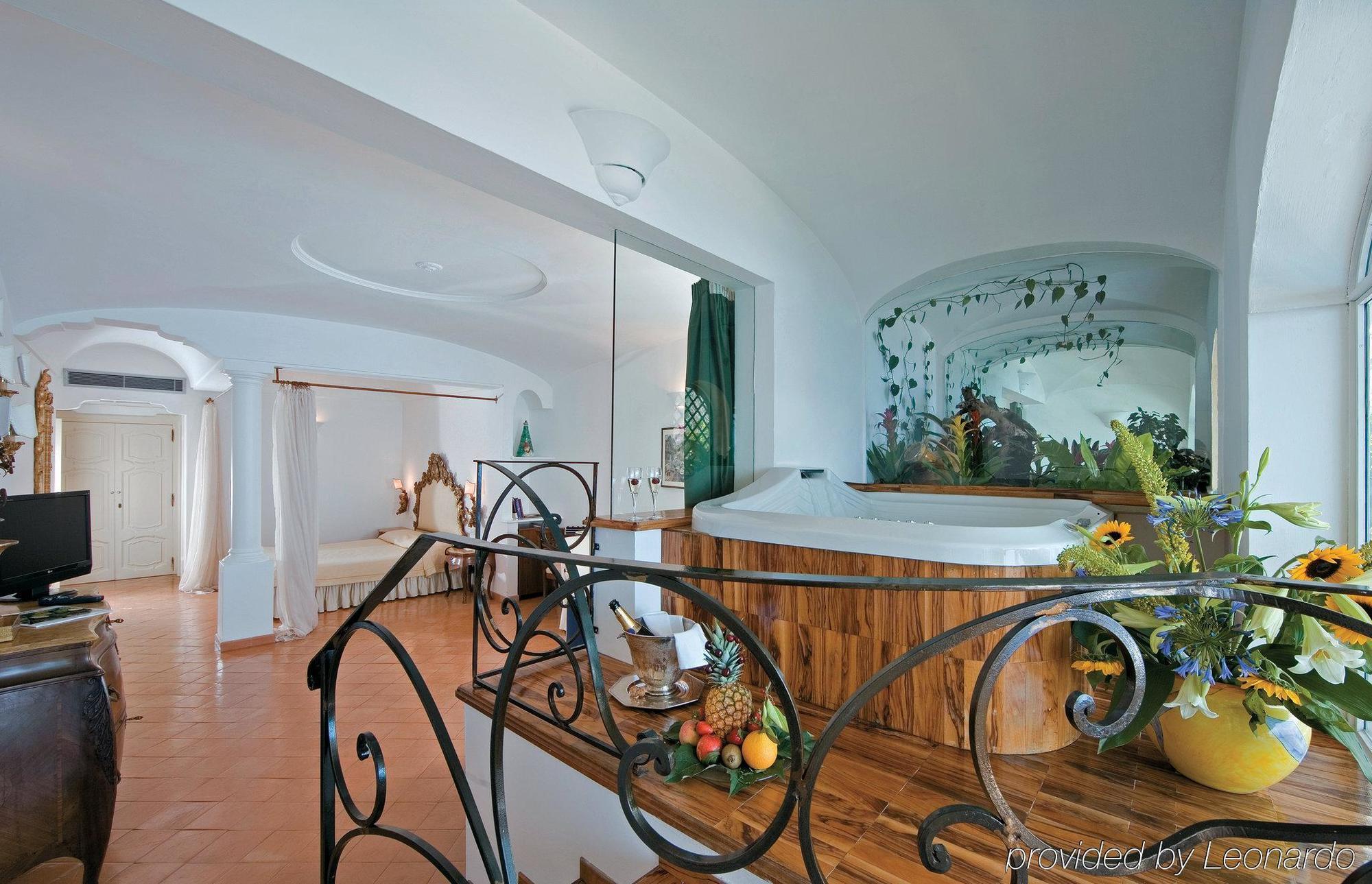 Covo Dei Saraceni Hotel Positano Ruang foto