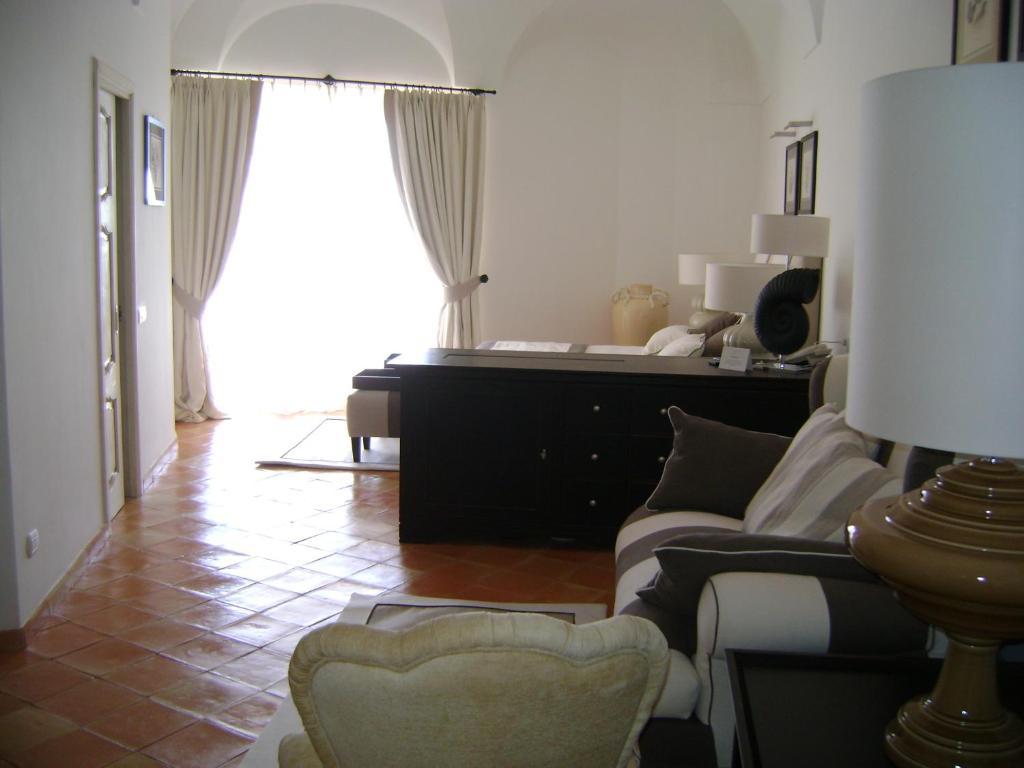 Covo Dei Saraceni Hotel Positano Ruang foto